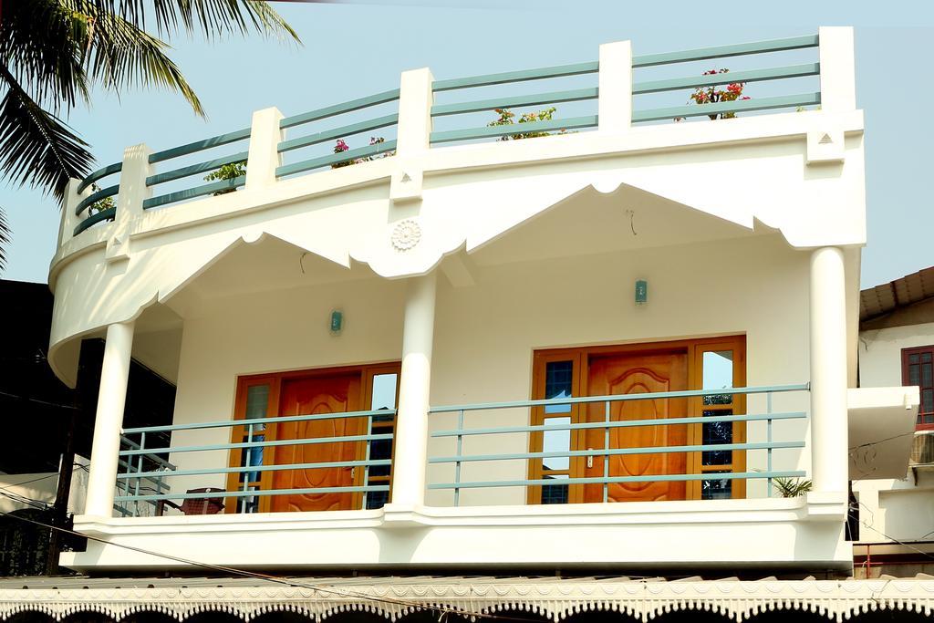 Heather Home Stay Kochi Exterior foto